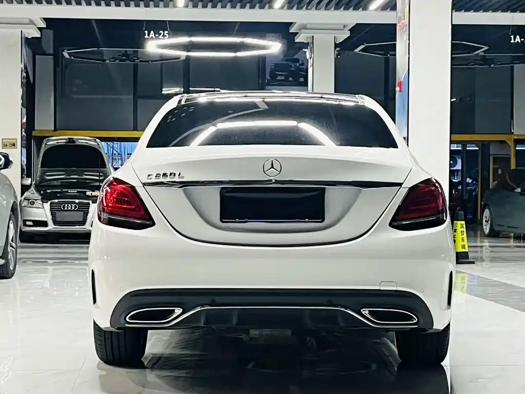 Mercedes-Benz C-Class 2020 — фото 13