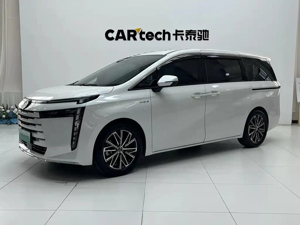 GAC Motor E8 PHEV 2024