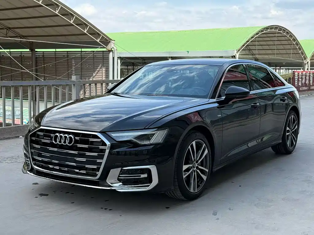 Audi A6L 2024 — фото 1