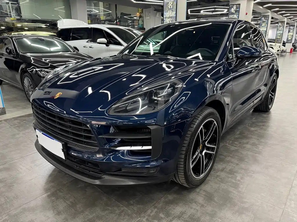 Porsche Macan 2021 — фото 1