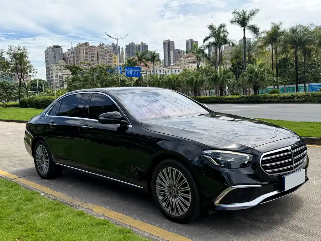 Mercedes-Benz E-Class 2023