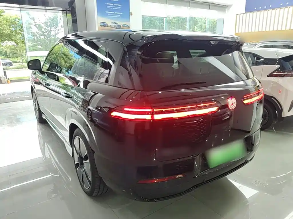 Denza N8L 2025