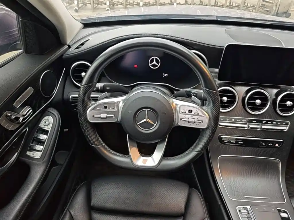 Mercedes-Benz C-Class 2020 — фото 11