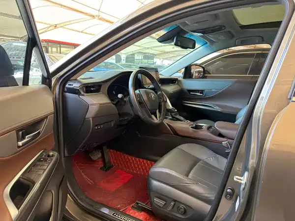 Toyota Harrier 2022