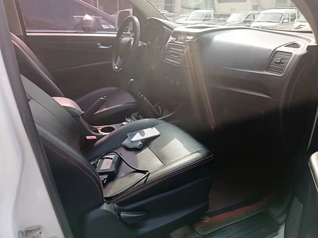 Isuzu RE-MAX Ruimai 2019 — фото 20