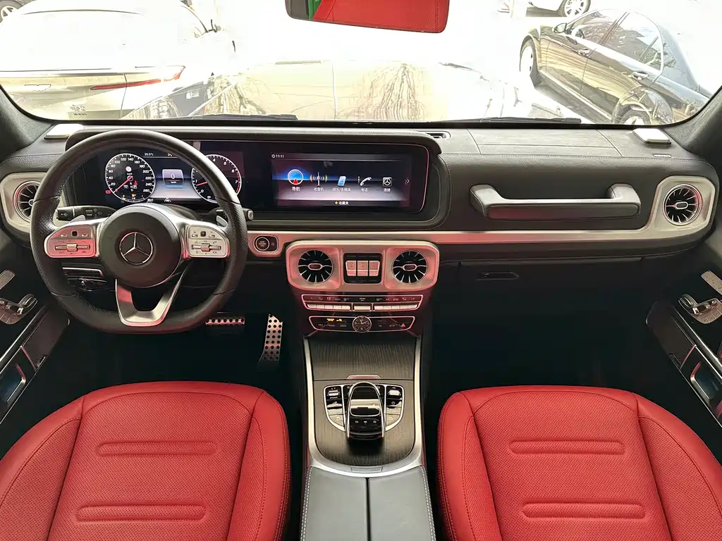 Mercedes-Benz G-Class 2024 — фото 17