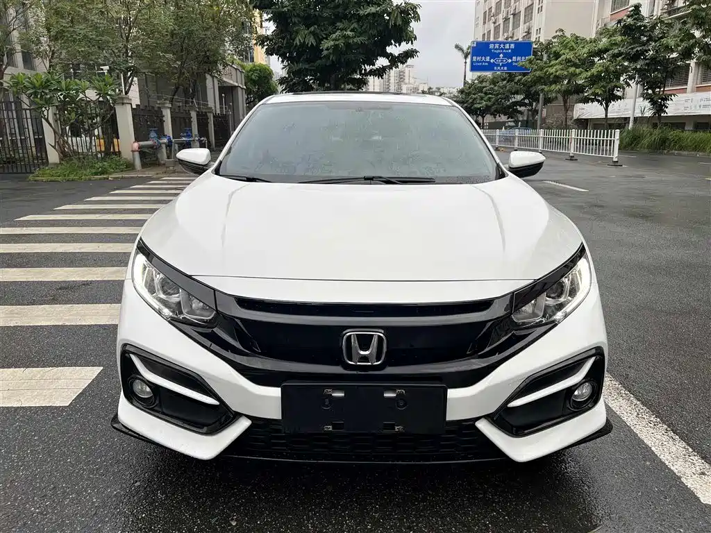Honda Civic 2020 — фото 14