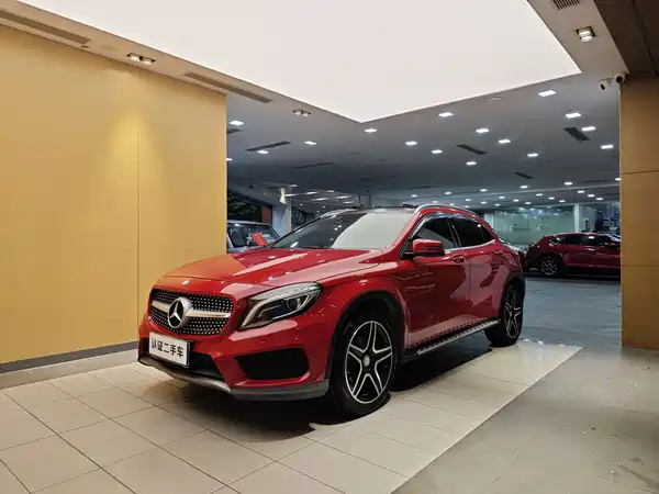 Mercedes-Benz GLA 2016