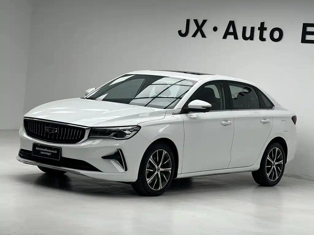 Geely Emgrand 2022