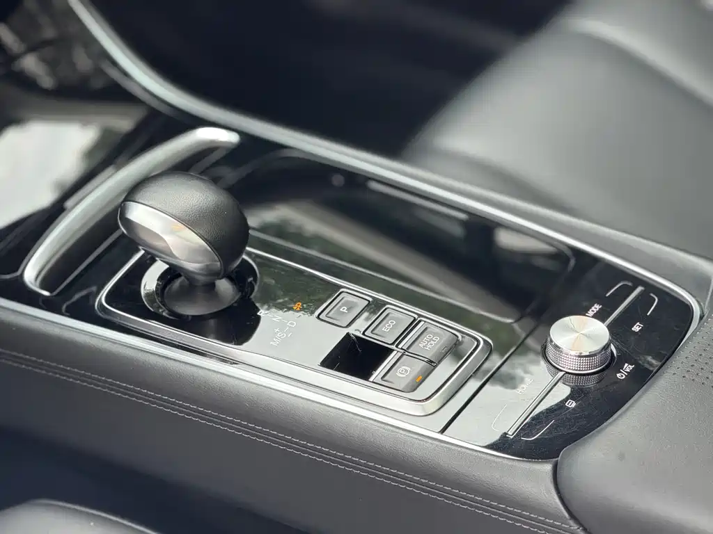 GAC Motor Trumpchi GA6 2019 — фото 17