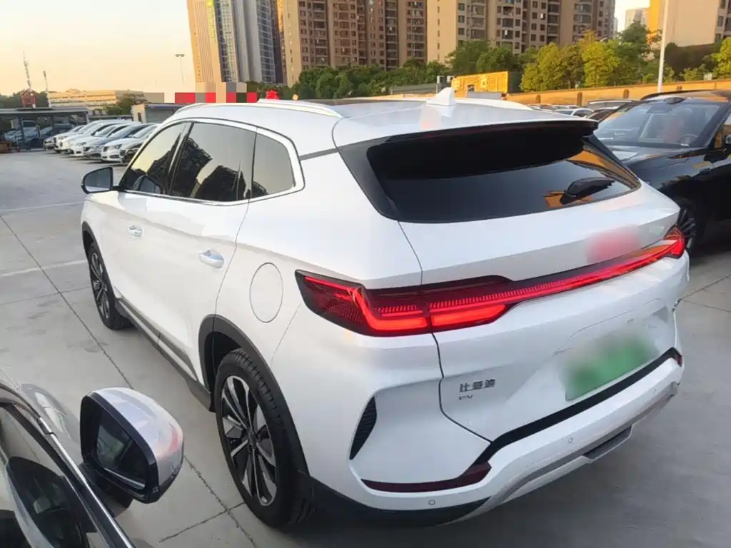 BYD Song PLUS New Energy 2025 — фото 5