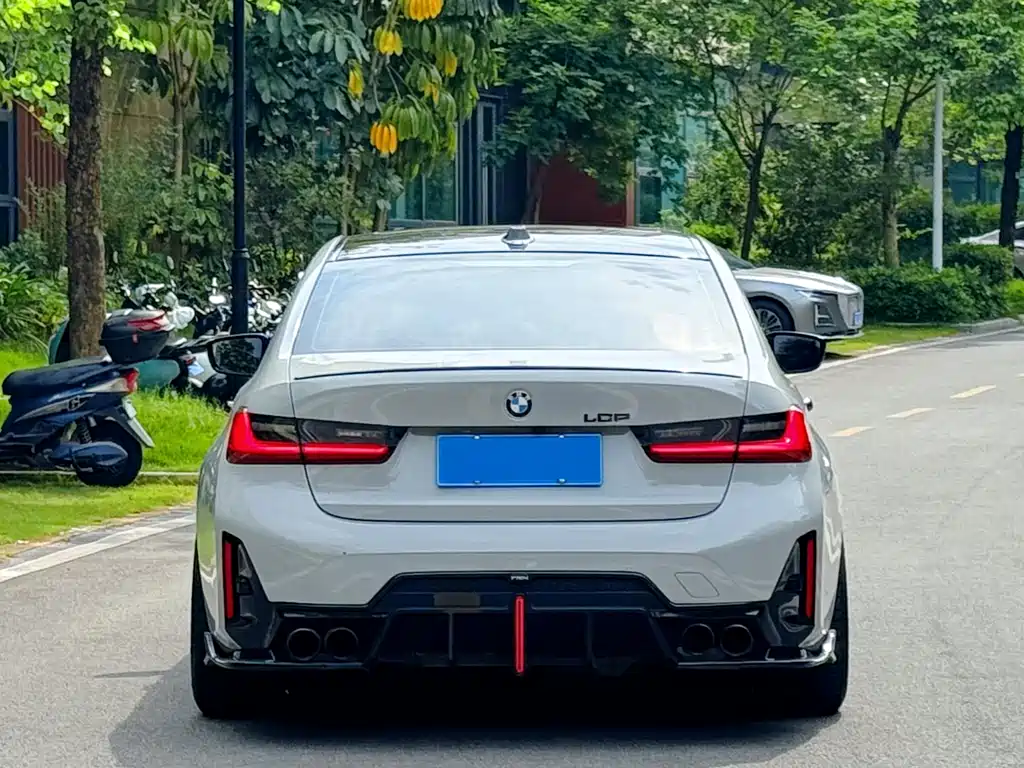 BMW 3 Series 2024