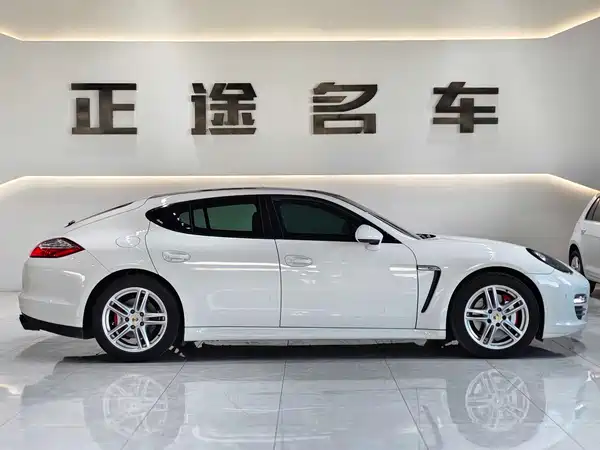 Porsche Panamera 2011