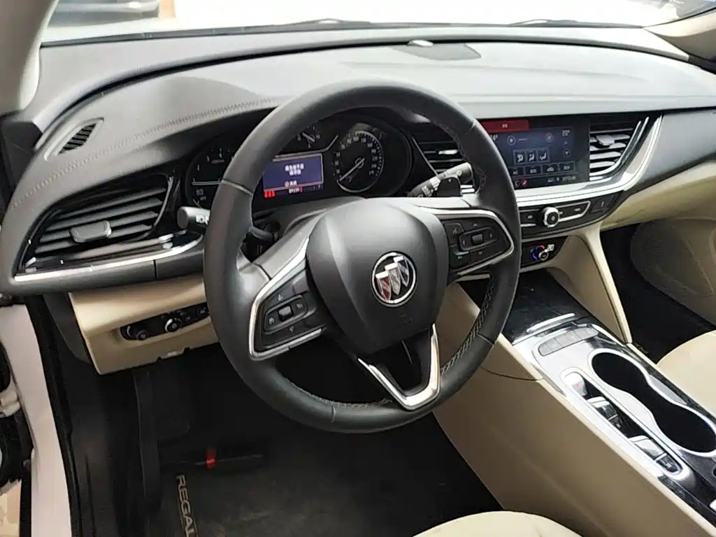 Buick Regal 2020 — фото 7