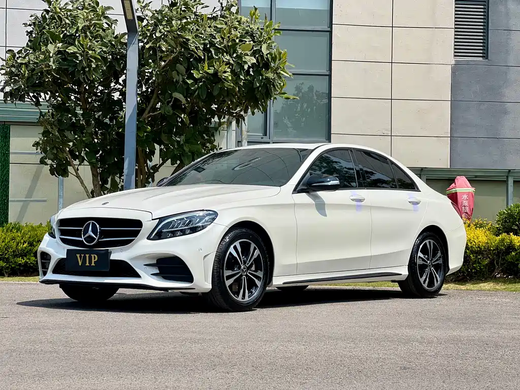 Mercedes-Benz C-Class 2019 — фото 1
