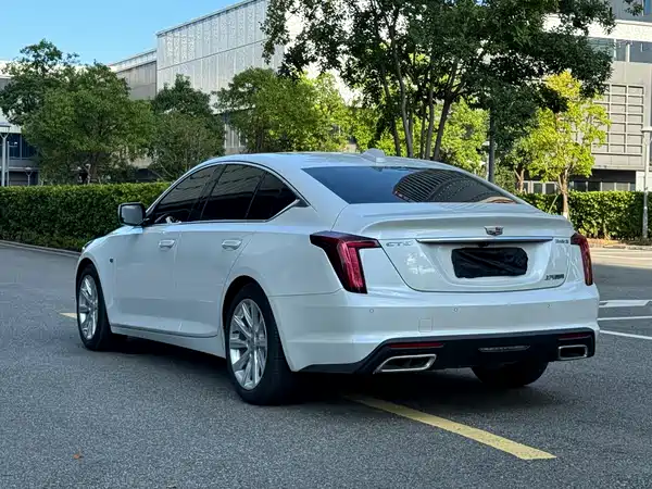 Cadillac CT5 2024