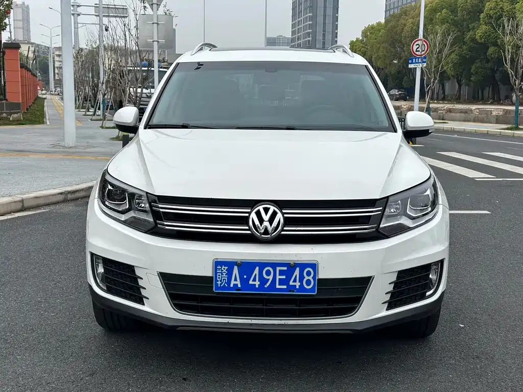 Volkswagen Tiguan 2016 — фото 2