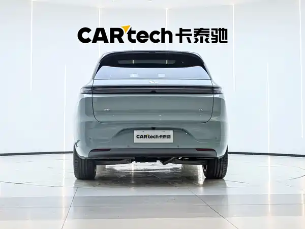 Li Auto L6 2025