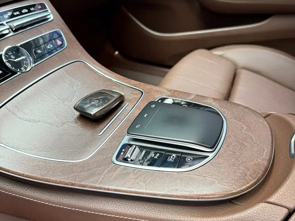 Mercedes-Benz E-Class 2019