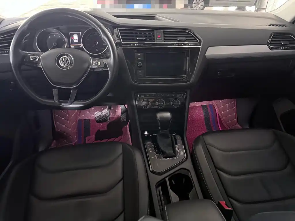 Volkswagen Tiguan L 2018 — фото 14