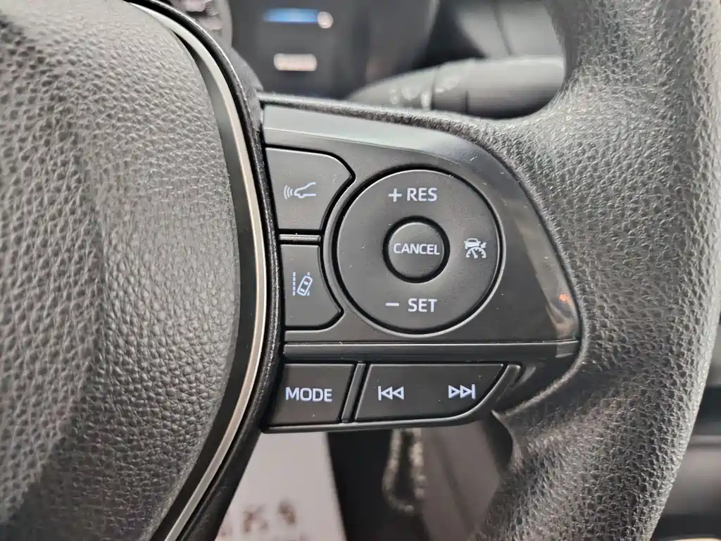 Toyota Corolla 2021 — фото 14