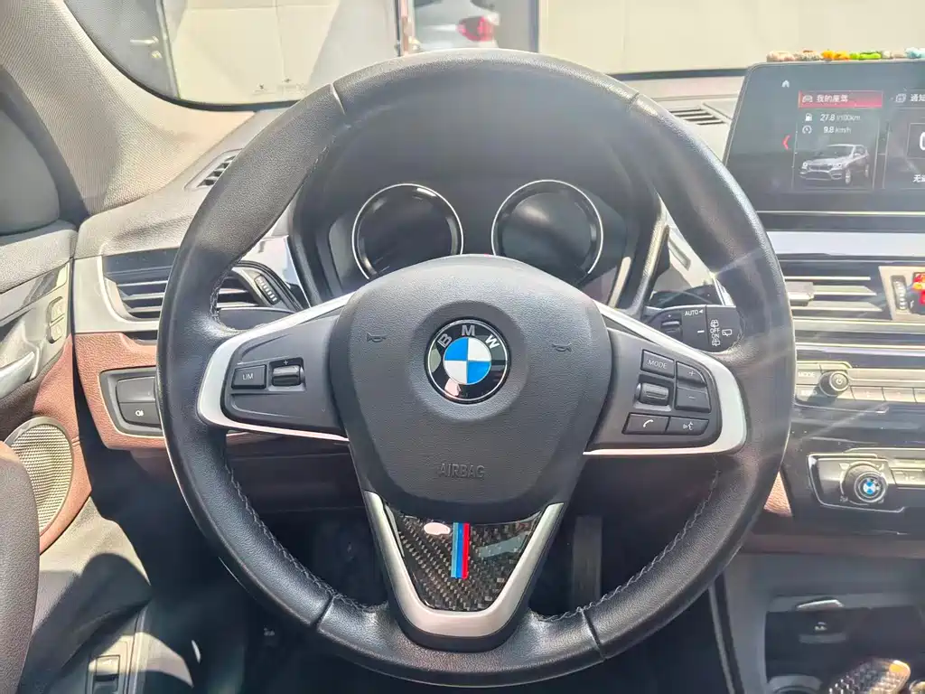 BMW X1 2022 — фото 12