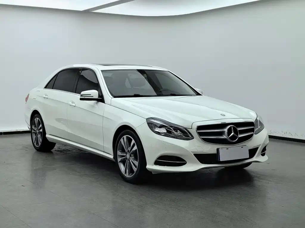 Mercedes-Benz E-Class 2015 — фото 3