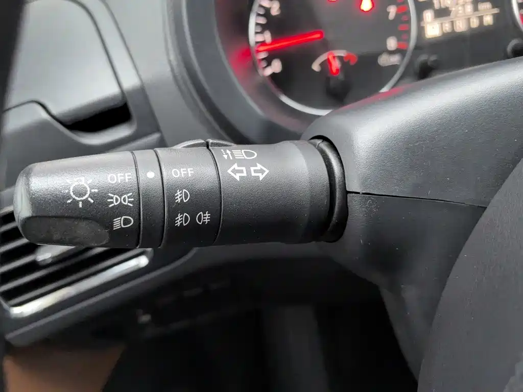 Dongfeng Fengdu MX6 2016 — фото 21