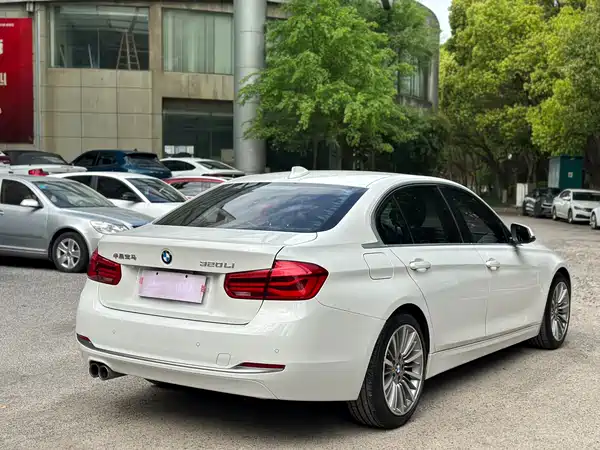 BMW 3 Series 2018