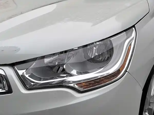 Citroën C4L 2013