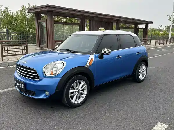 MINI Countryman 2011