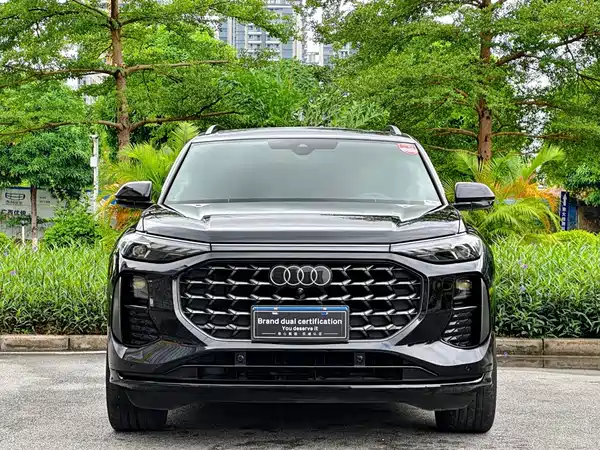 Audi Q6 2024