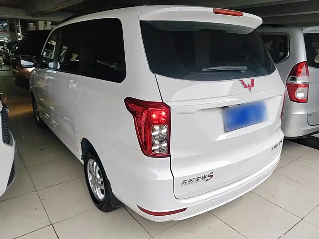 Wuling Hongguang 2021 — фото 23