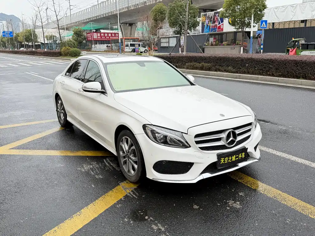 Mercedes-Benz C-Class 2017 — фото 6