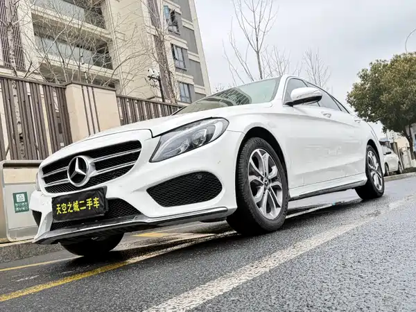 Mercedes-Benz C-Class 2017