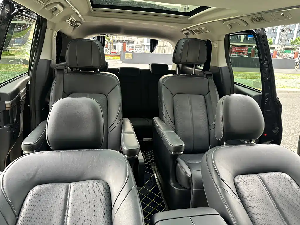 GAC Trumpchi M8 2022 — фото 12