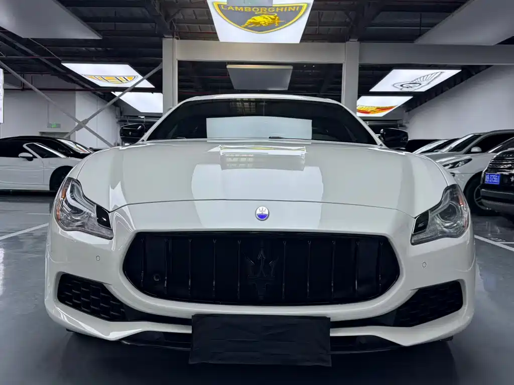 Maserati Quattroporte 2018 — фото 2