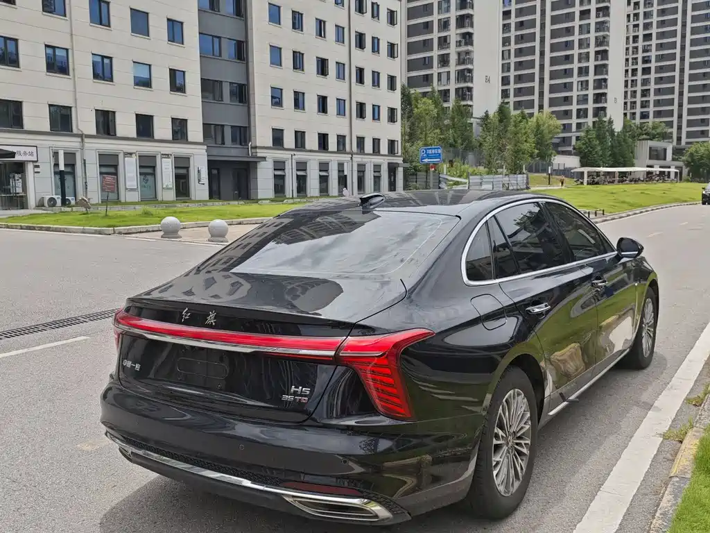Hongqi H5 2023 — фото 10