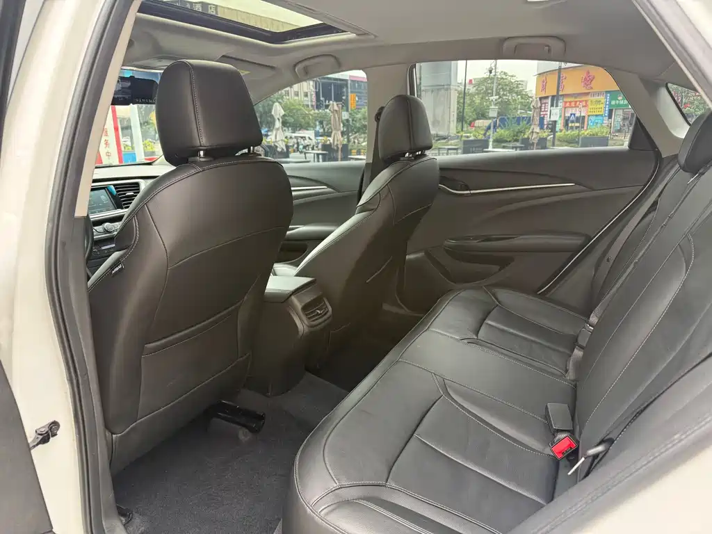 Buick Excelle 2019 — фото 10