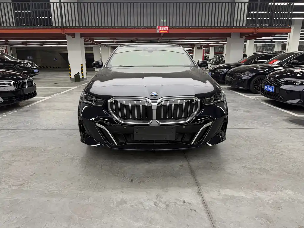 BMW 5 Series 2024