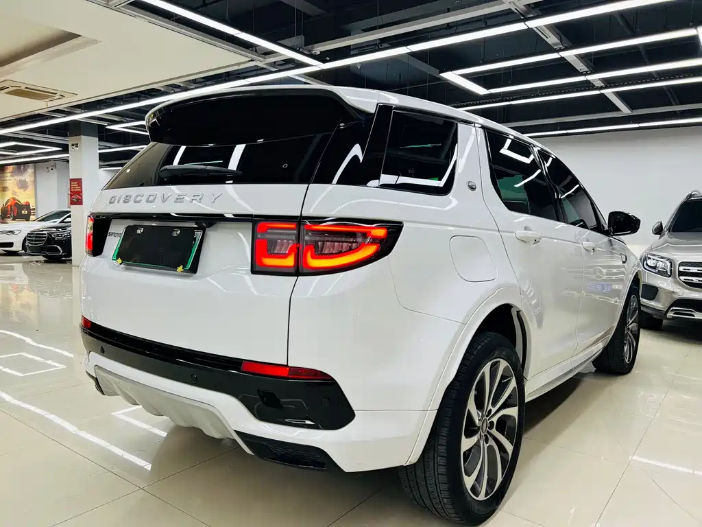 Land Rover Discovery Sport Hybrid 2023 — фото 18
