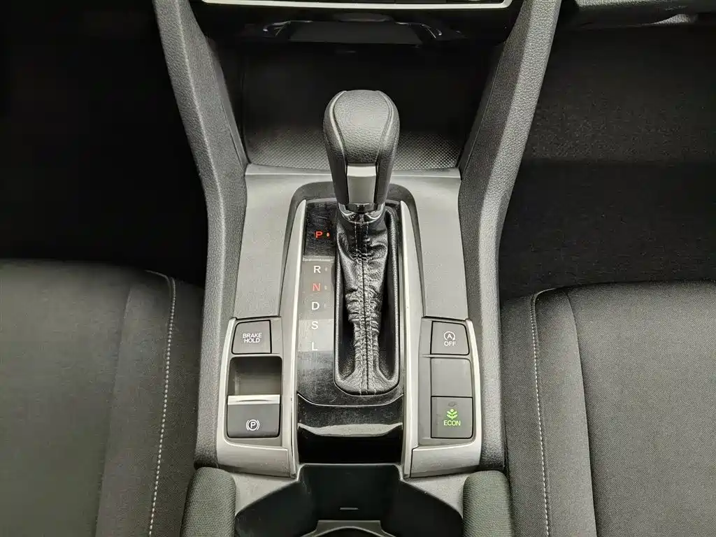 Honda Civic 2020 — фото 13