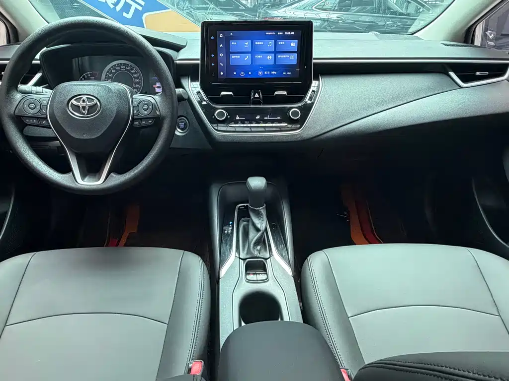 Toyota Corolla 2022 — фото 17