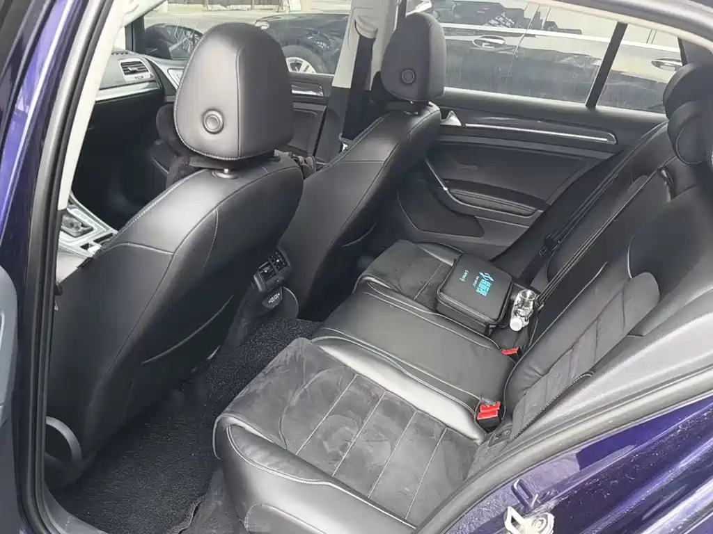 Volkswagen Golf 2020