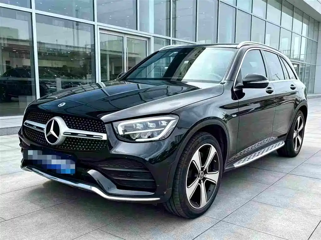 Mercedes-Benz GLC 2023