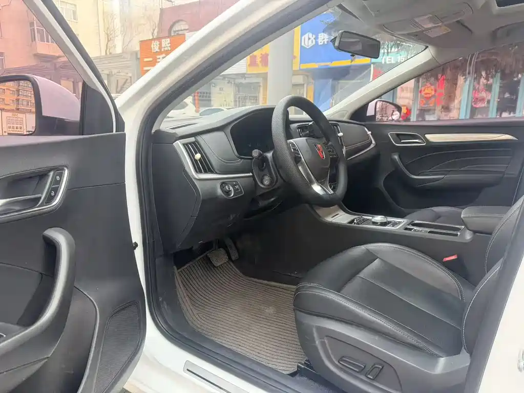 Roewe i6 New Energy 2019 — фото 7