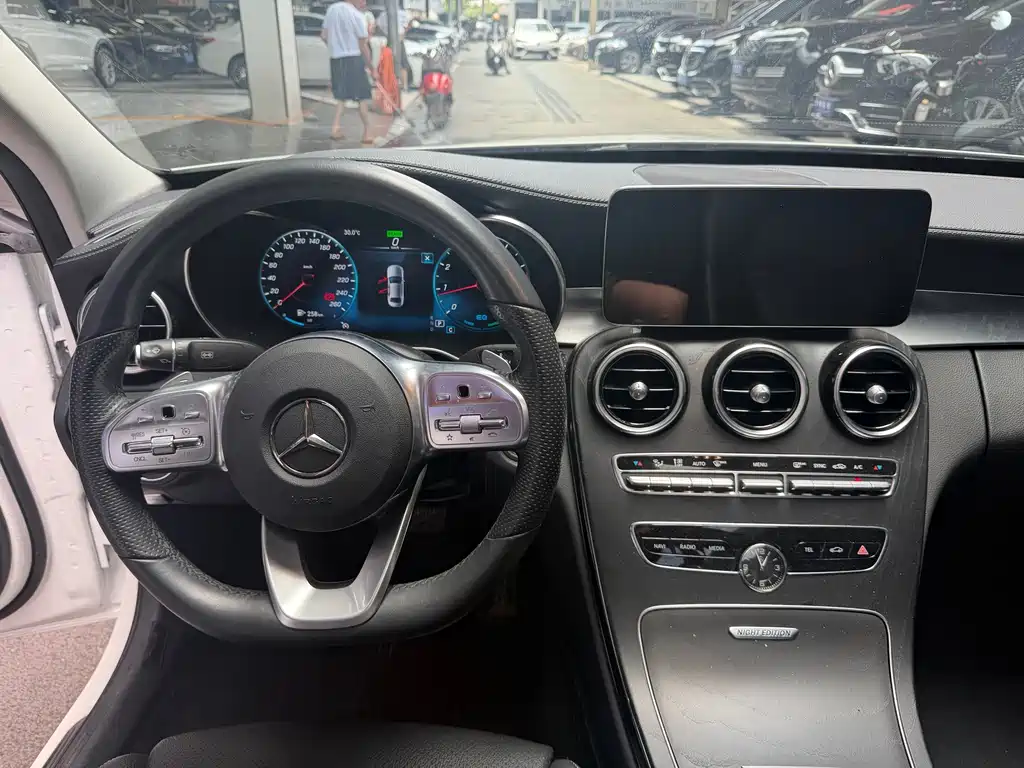 Mercedes-Benz C-Class 2021 — фото 12