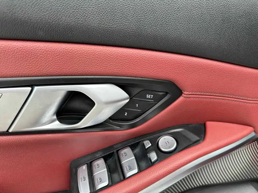 BMW 3 Series 2022 — фото 10