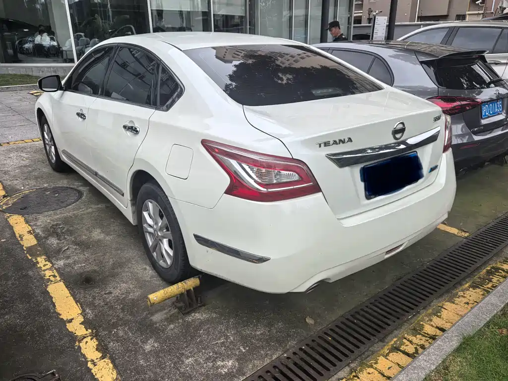 Nissan Teana 2015