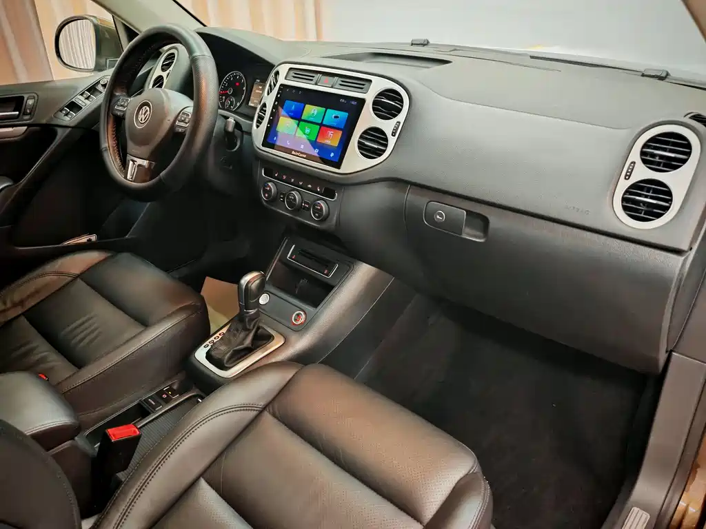 Volkswagen Tiguan 2015 — фото 21